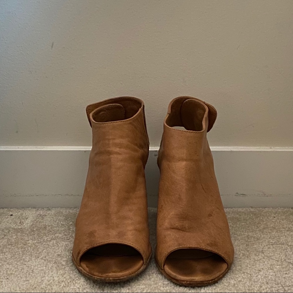 Mimosa Tan Leather Mules - Picture 9 of 10